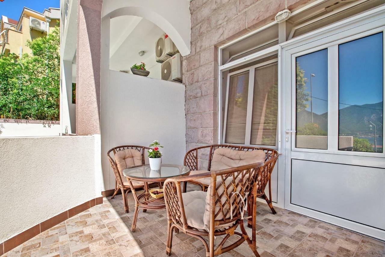 Apartments Villa Popovic Cattaro Esterno foto