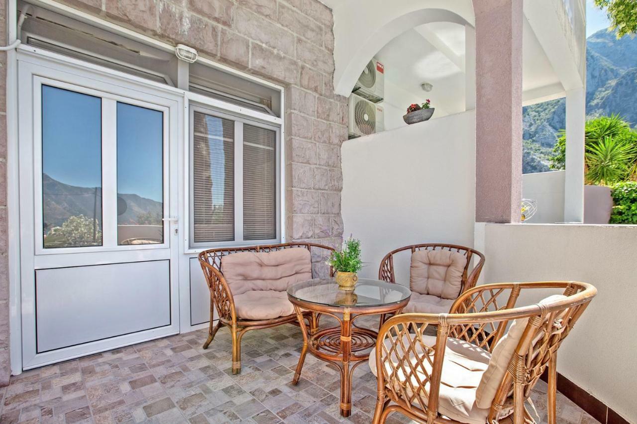 Apartments Villa Popovic Cattaro Esterno foto